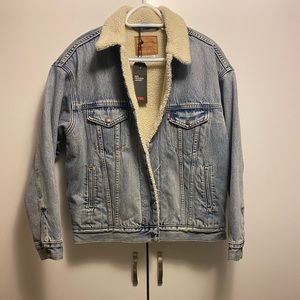women’s levis denim sherpa jacket